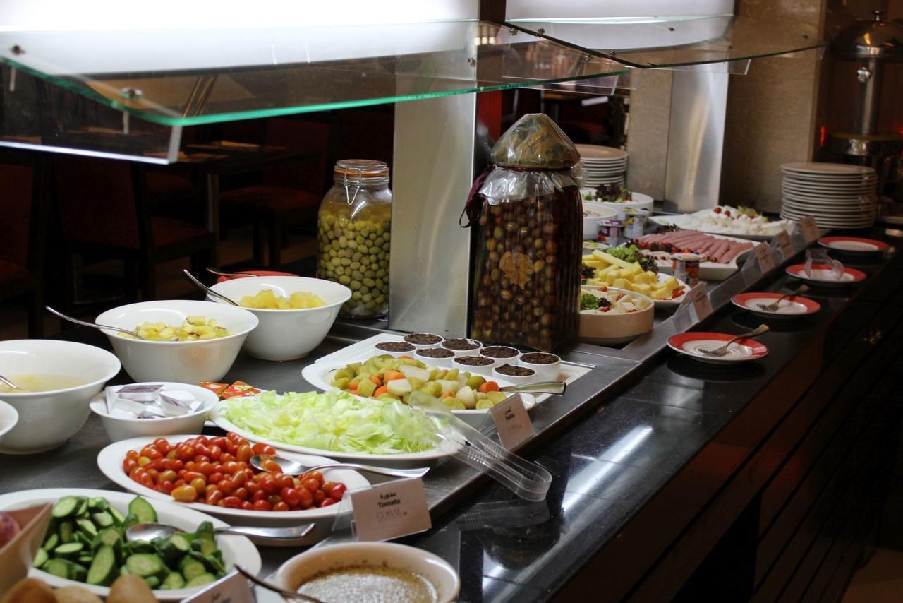 Coral Beirut Al Hamra Hotel Luaran gambar