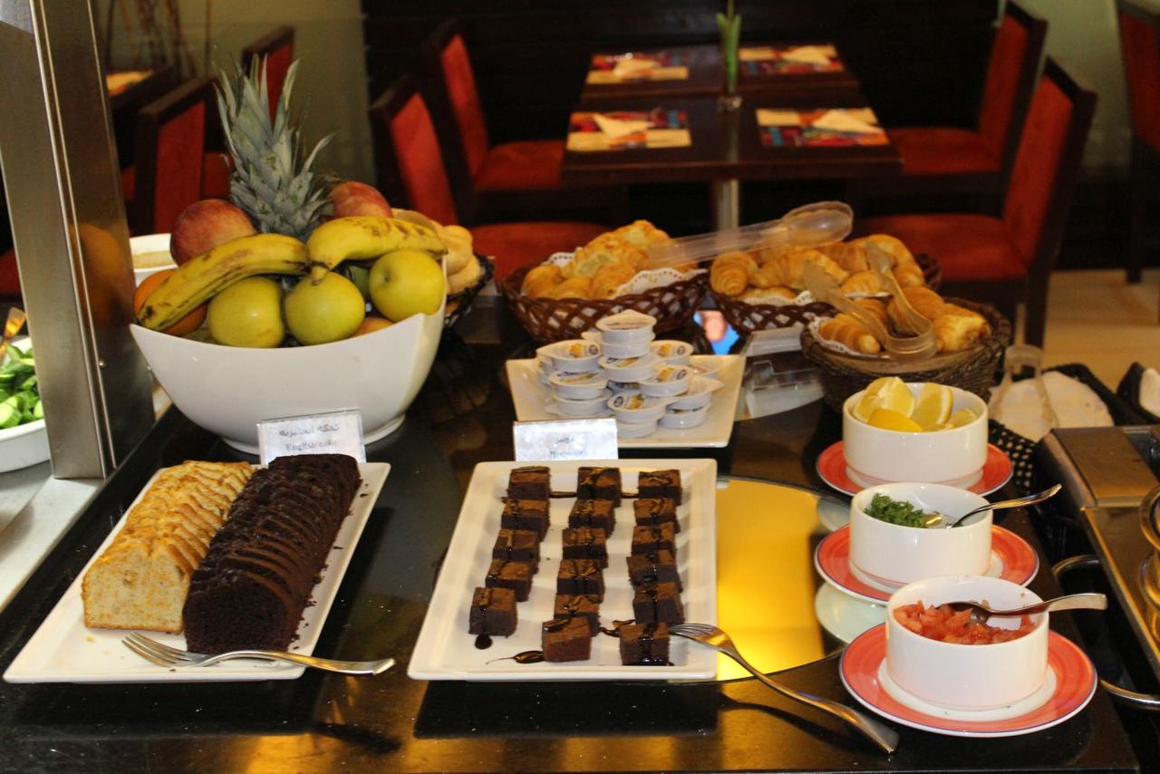 Coral Beirut Al Hamra Hotel Luaran gambar