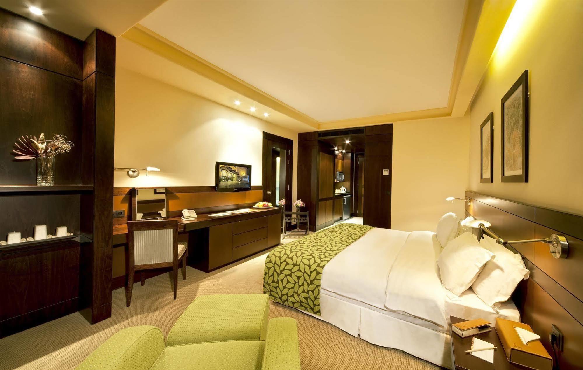 Coral Beirut Al Hamra Hotel Bilik gambar